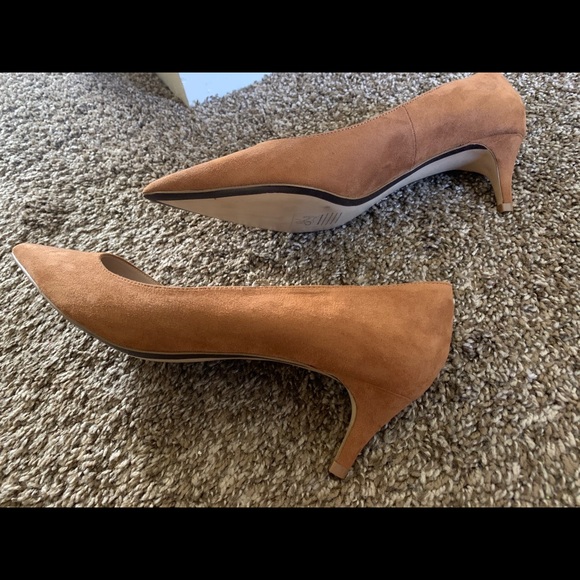 New never used Pumps - Picture 3 of 3